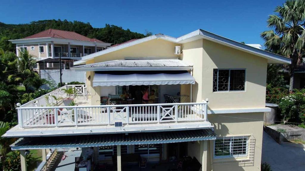 Two-Bedroom Apartment at Residence Monte-Cristo